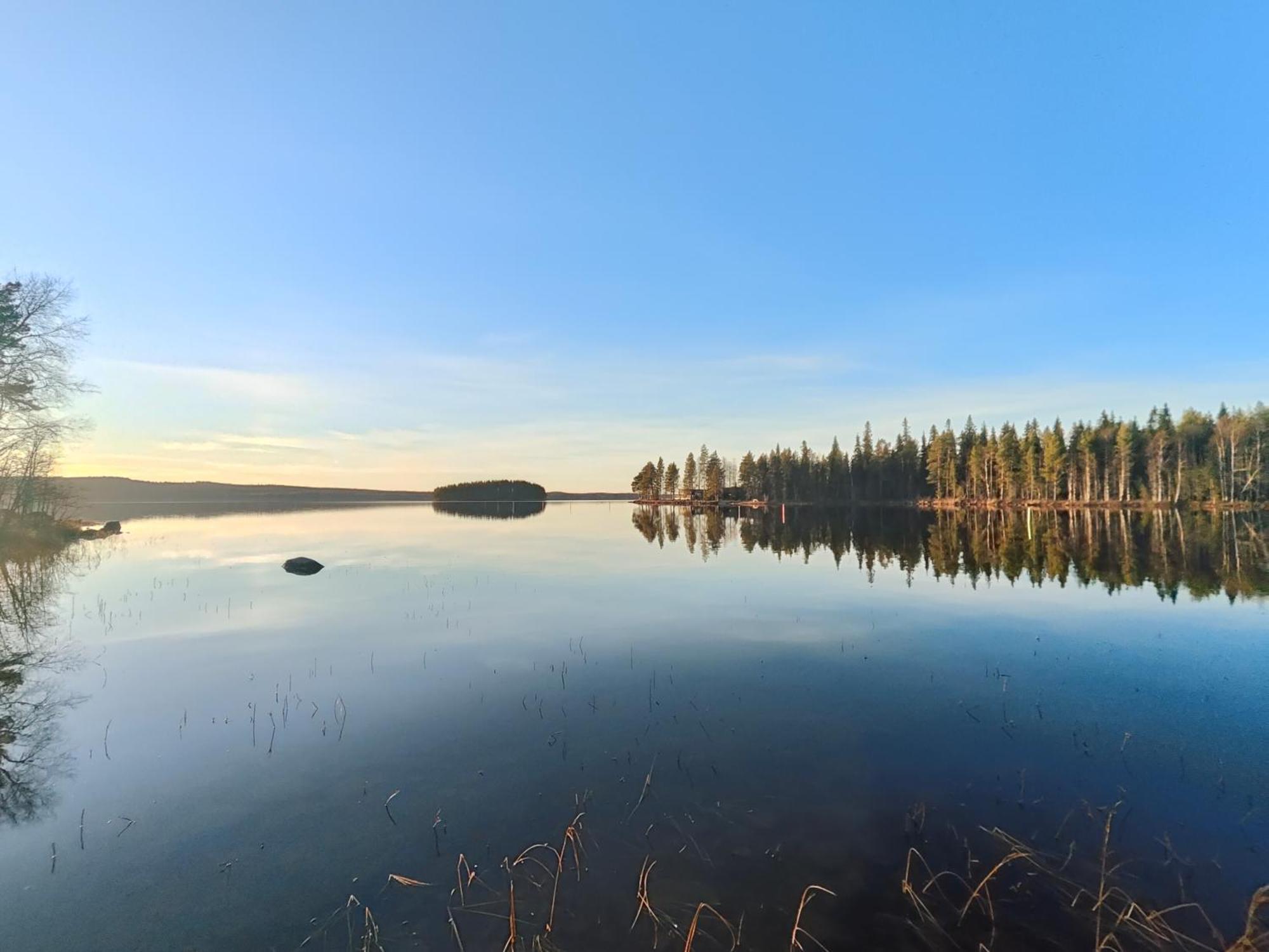 Royal Reindeer Lakeside Apartments Rovaniemi Bagian luar foto